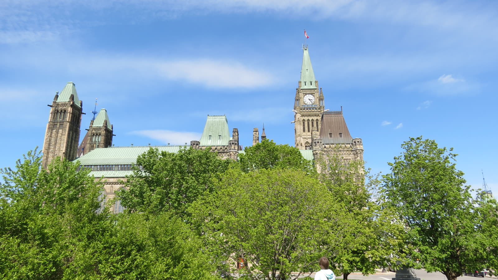 Parliament Hill, Wellington St, Ottawa (491654) (9447400543).jpg