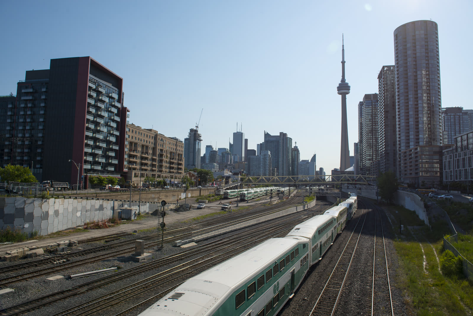 Toronto Union Station (160527751).jpeg